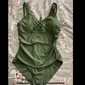 One piece bathing suit